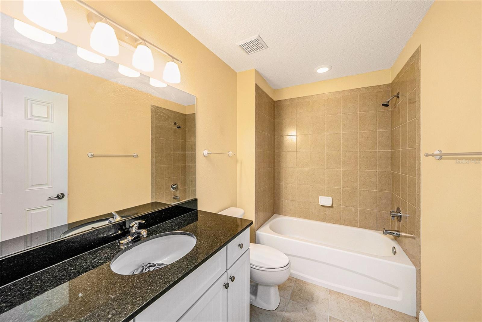 Image 14 of 21 For 230 Valencia Circle