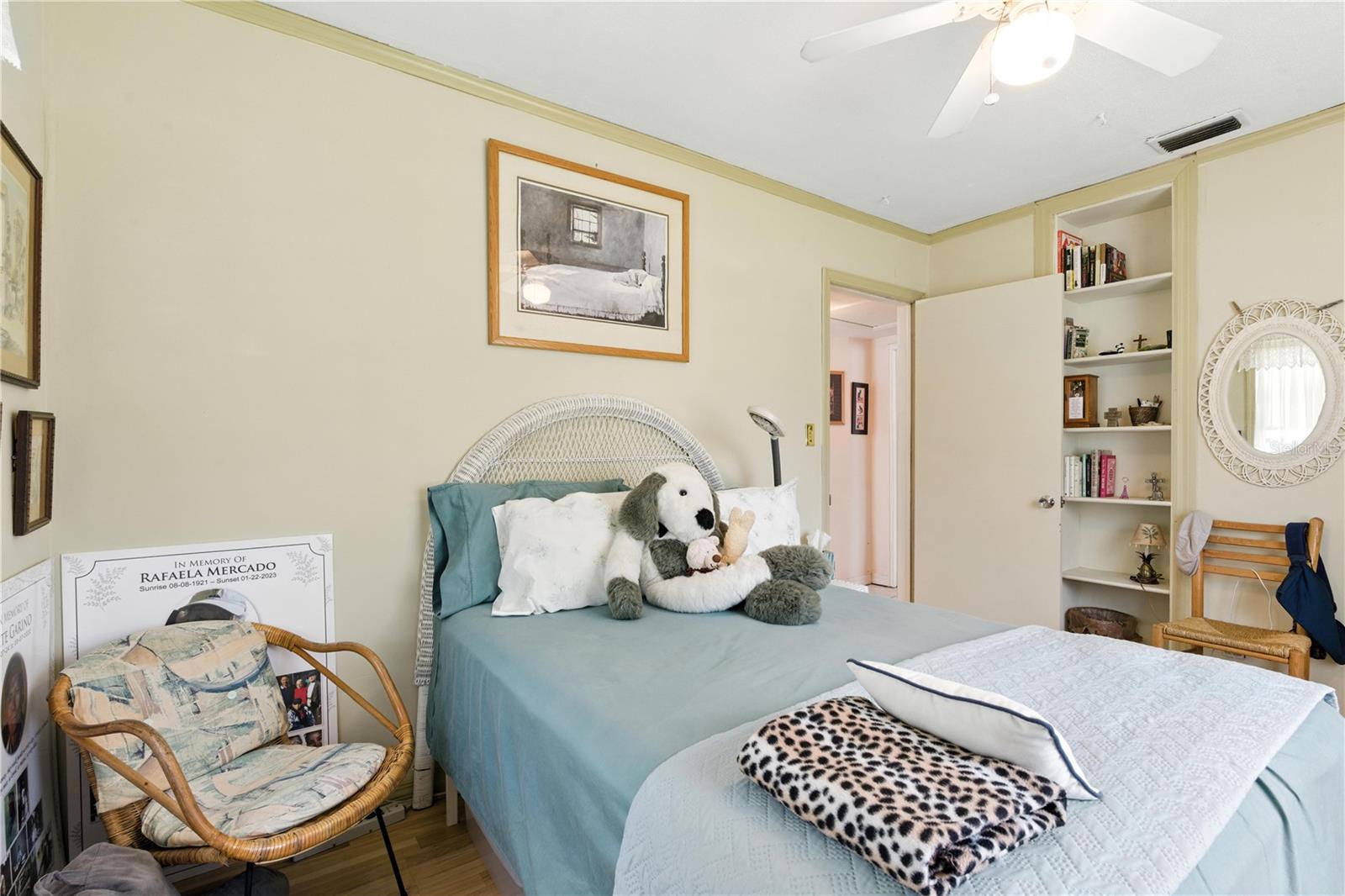 Image 17 of 34 For 8151 36th Avenue N
