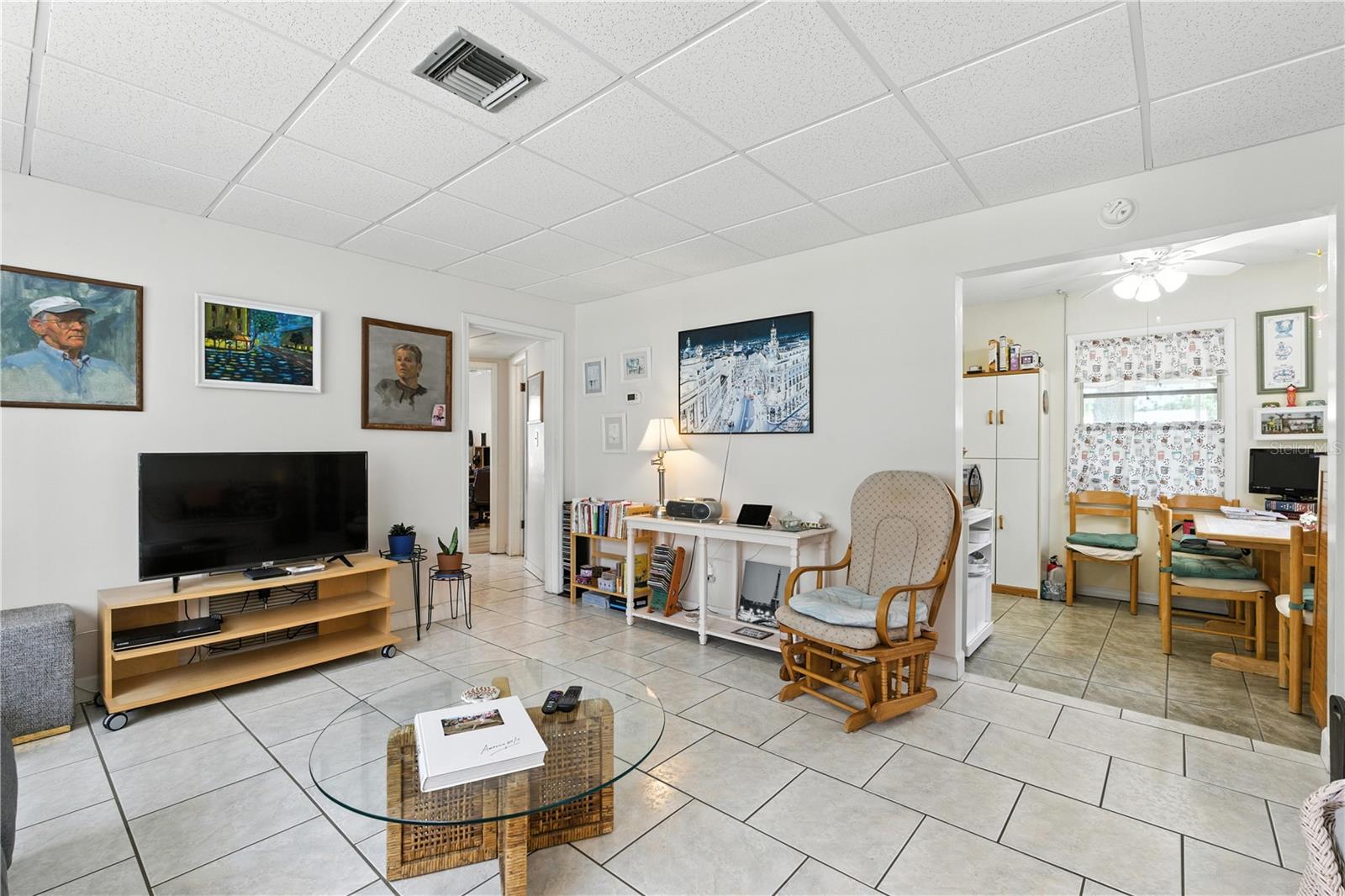 Image 3 of 34 For 8151 36th Avenue N