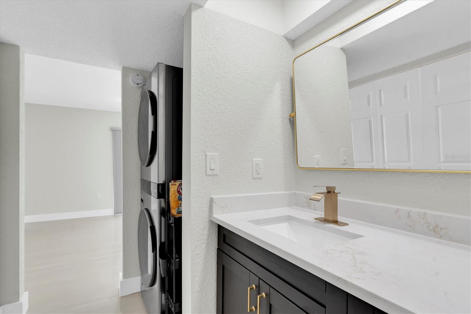 Image 20 of 46 For 7540 Sunshine Skyway Lane S P10
