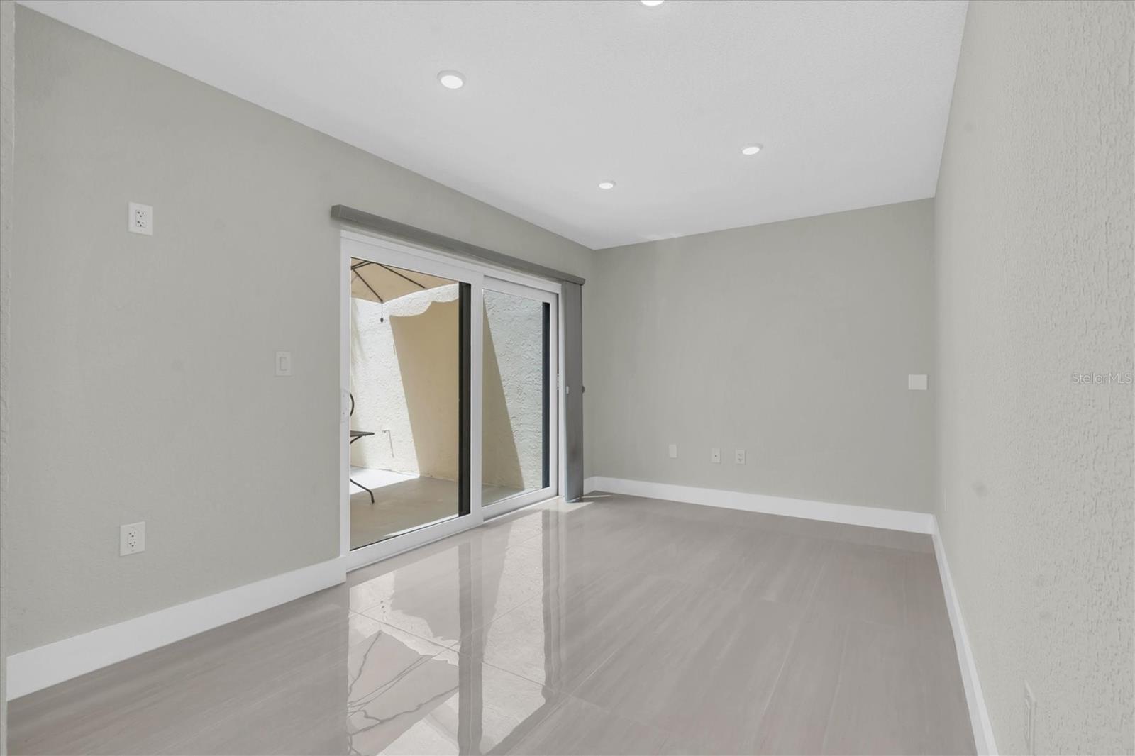 Image 23 of 46 For 7540 Sunshine Skyway Lane S P10