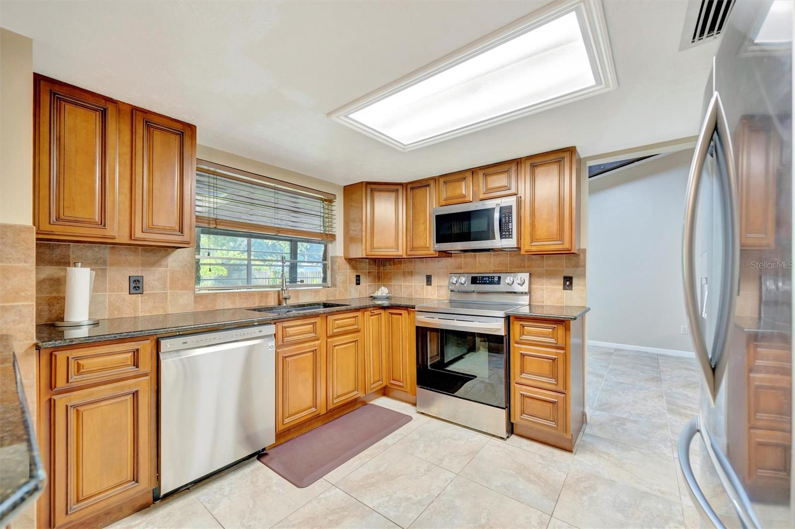 Image 16 of 58 For 3416 70th Street