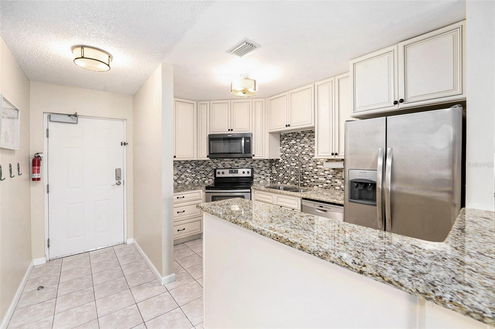 Image 10 of 31 For 1515 Pinellas Bayway S 25
