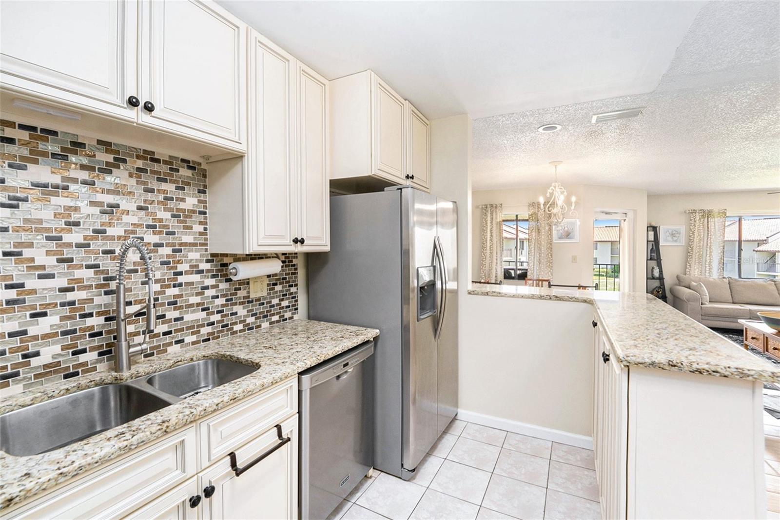 Image 11 of 31 For 1515 Pinellas Bayway S 25