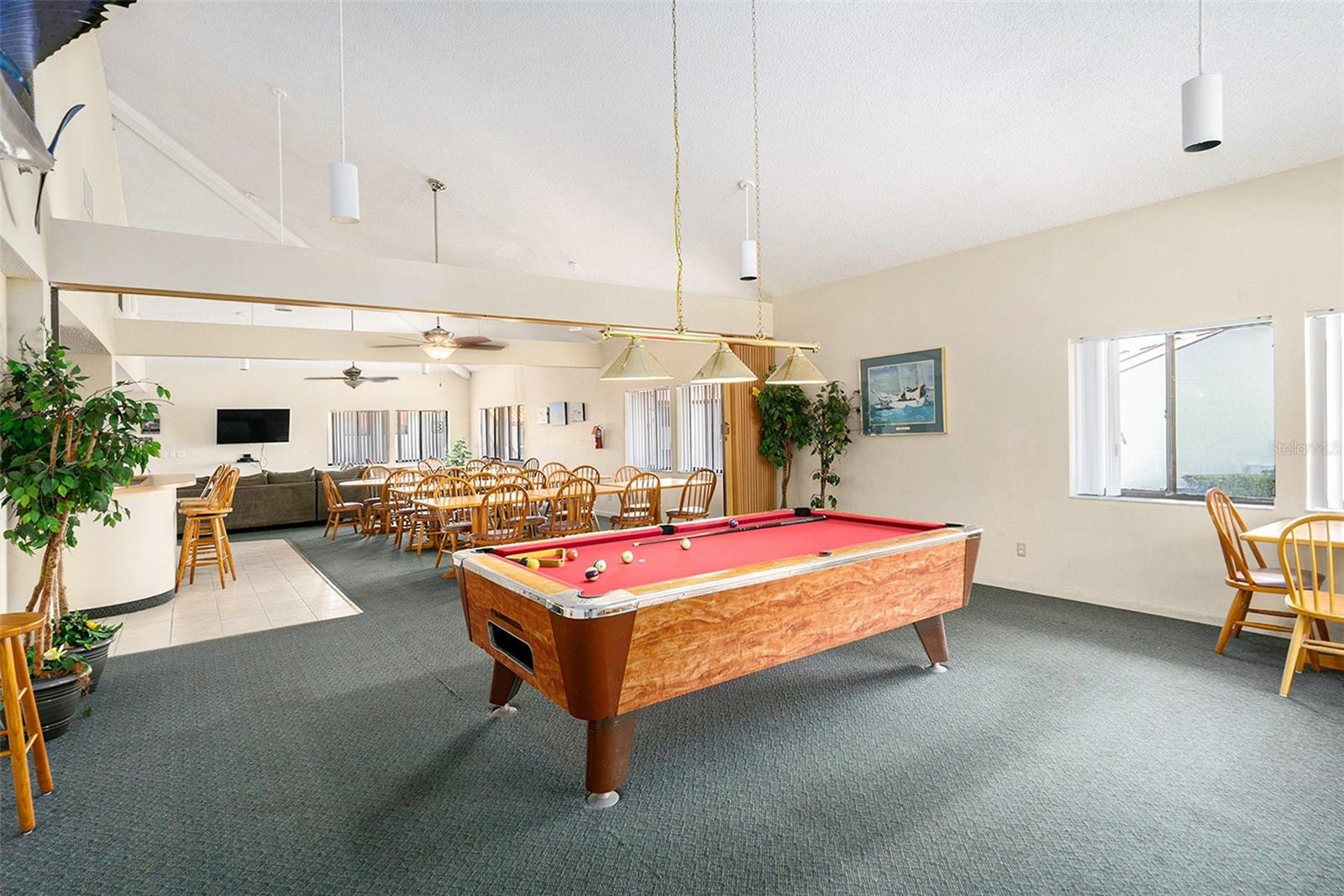 Image 23 of 31 For 1515 Pinellas Bayway S 25