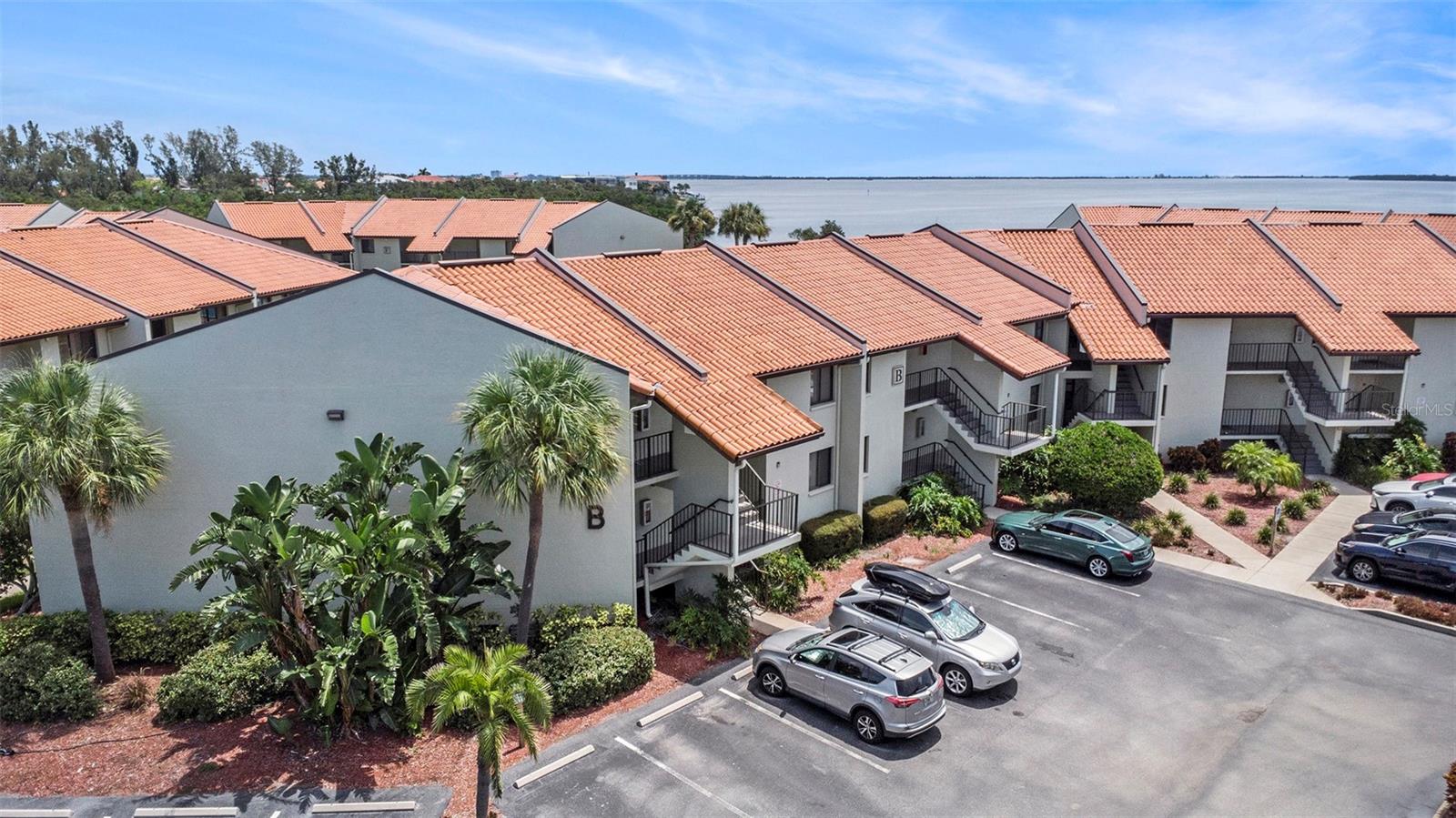 Image 28 of 31 For 1515 Pinellas Bayway S 25