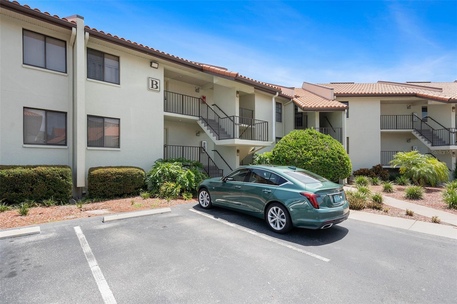 Image 3 of 31 For 1515 Pinellas Bayway S 25