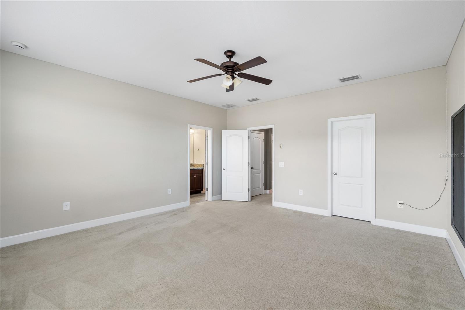Image 36 of 47 For 4123 Windcrest Drive