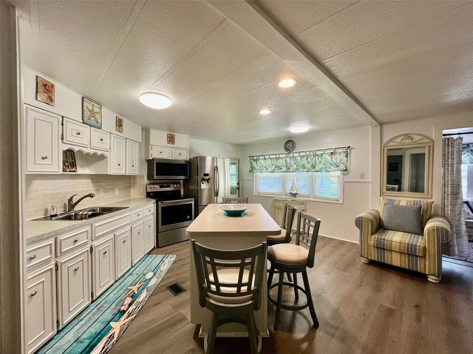 Image 9 of 45 For 209 Seagull Drive