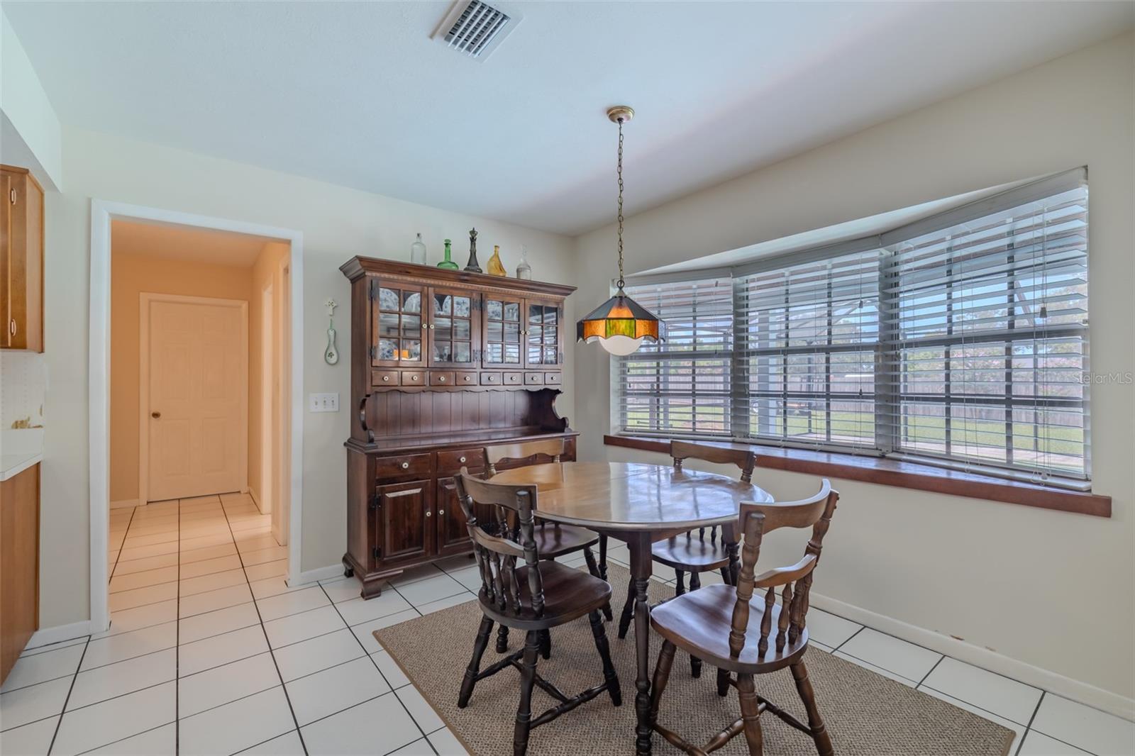 Image 14 of 61 For 1302 Ivywood Drive