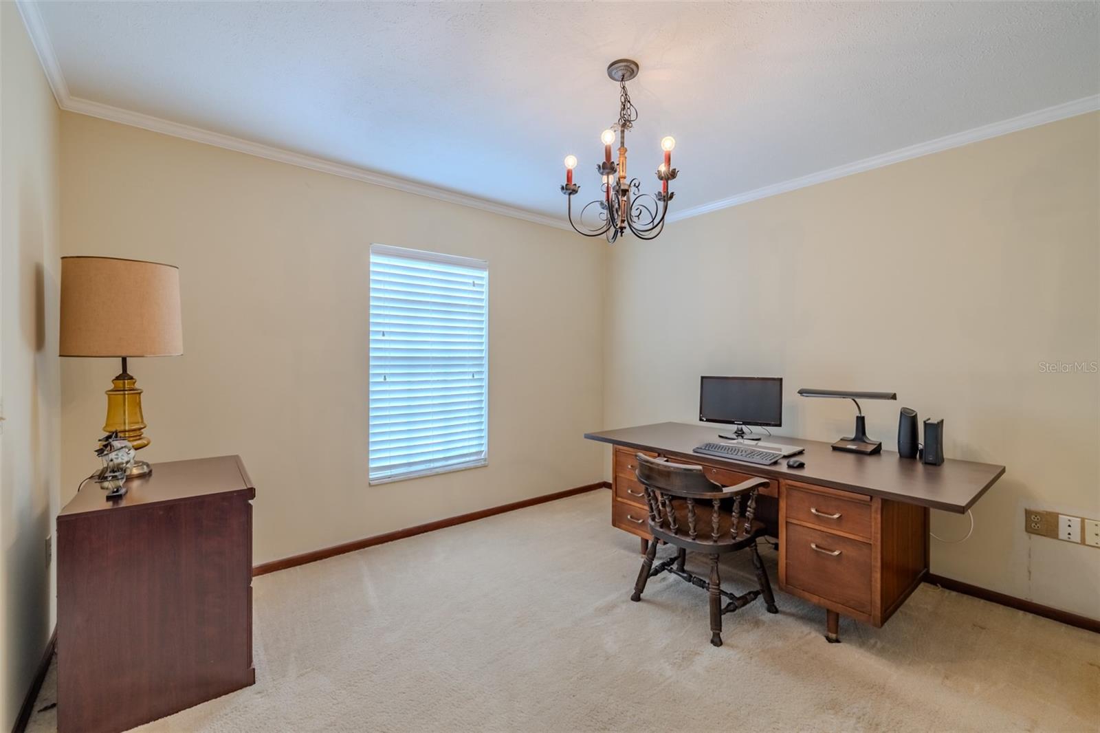 Image 24 of 61 For 1302 Ivywood Drive
