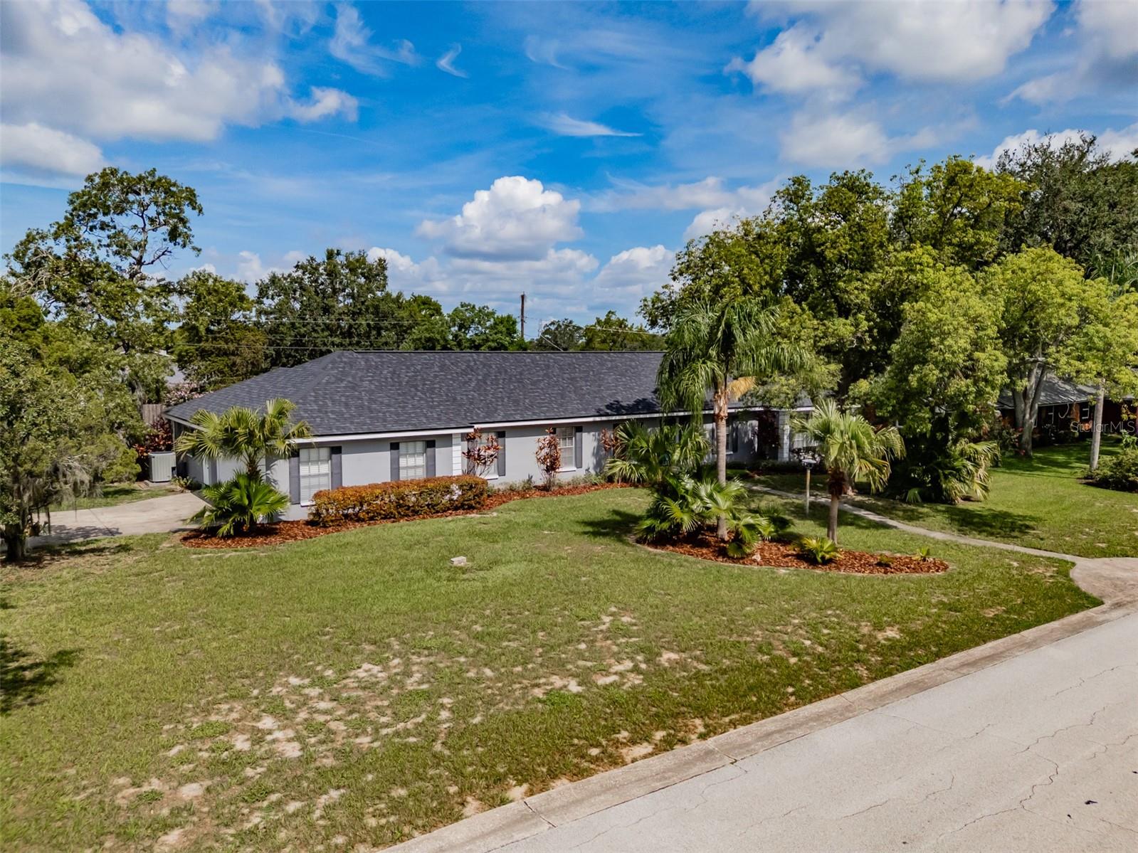 Image 4 of 61 For 1302 Ivywood Drive