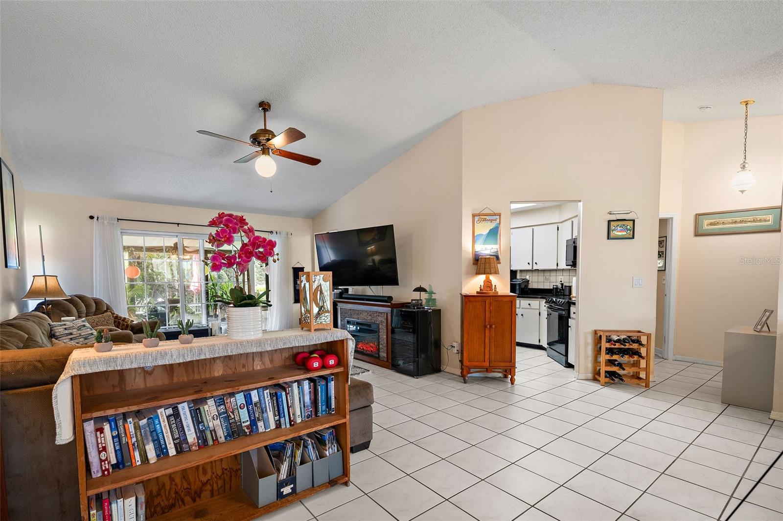 Image 11 of 31 For 2161 Cypress Point Drive N