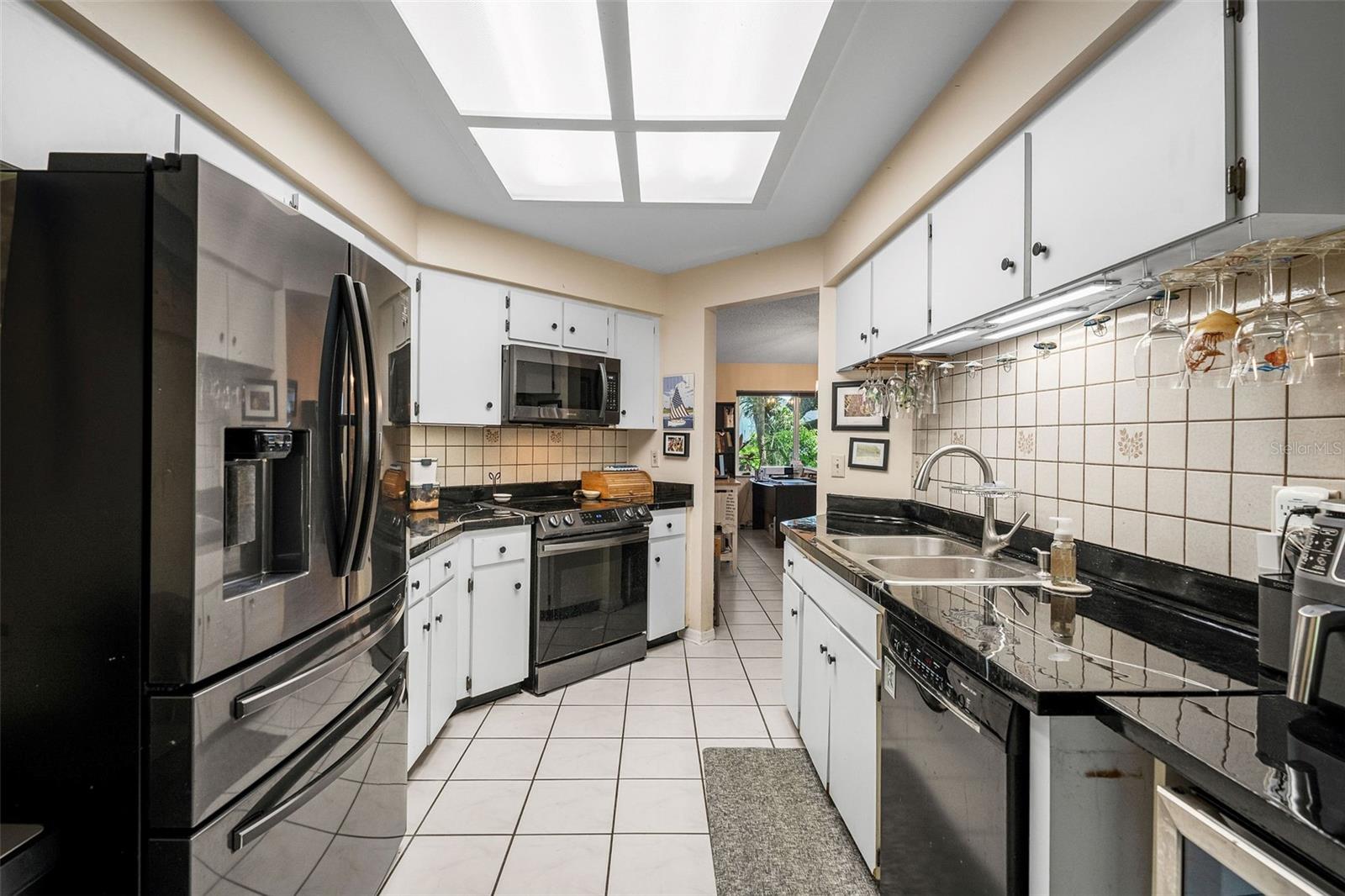 Image 13 of 31 For 2161 Cypress Point Drive N