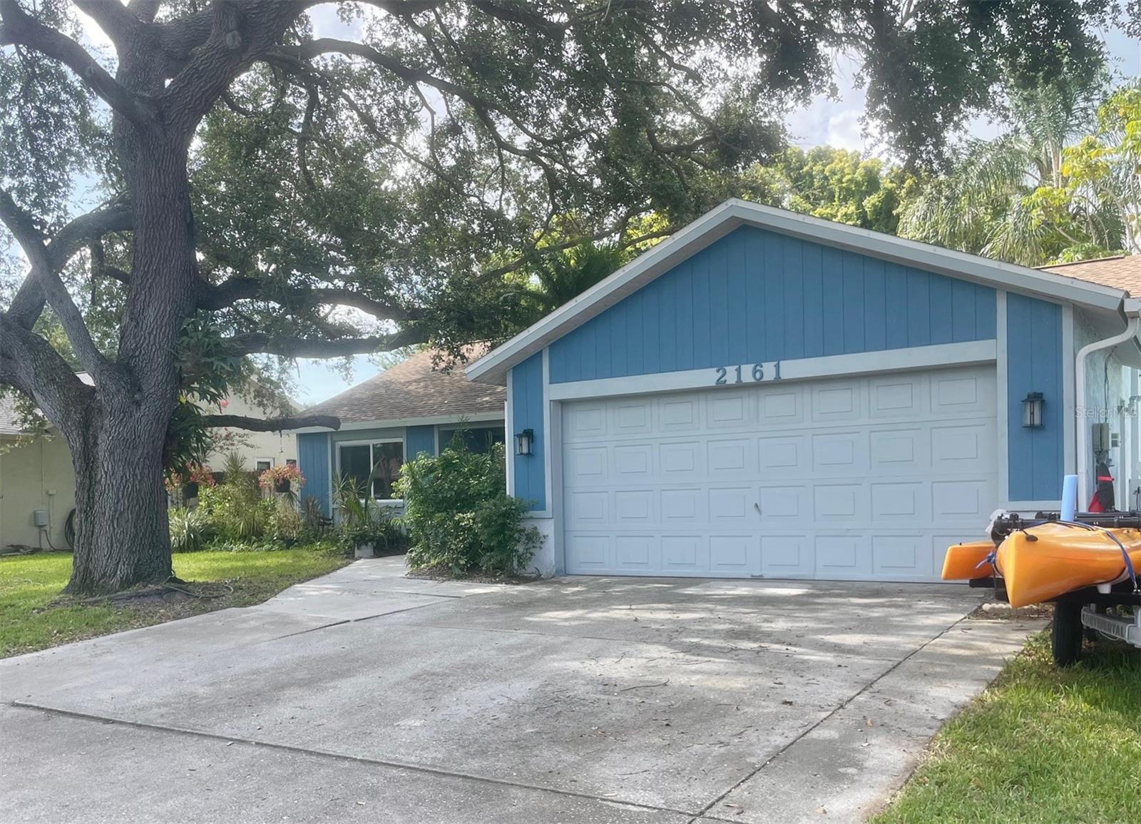 Image 2 of 31 For 2161 Cypress Point Drive N