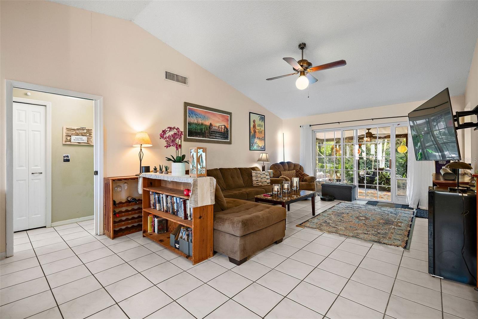 Image 22 of 31 For 2161 Cypress Point Drive N