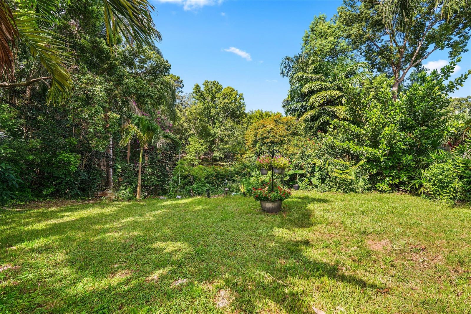 Image 8 of 31 For 2161 Cypress Point Drive N