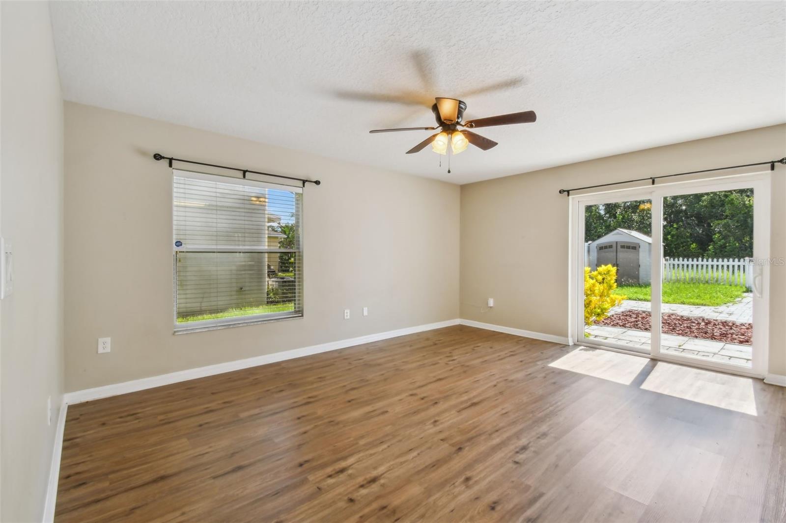 Image 14 of 90 For 7842 Carriage Pointe Drive