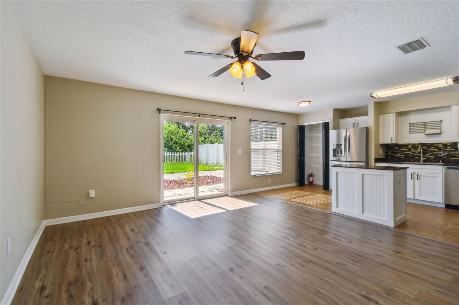 Image 15 of 90 For 7842 Carriage Pointe Drive