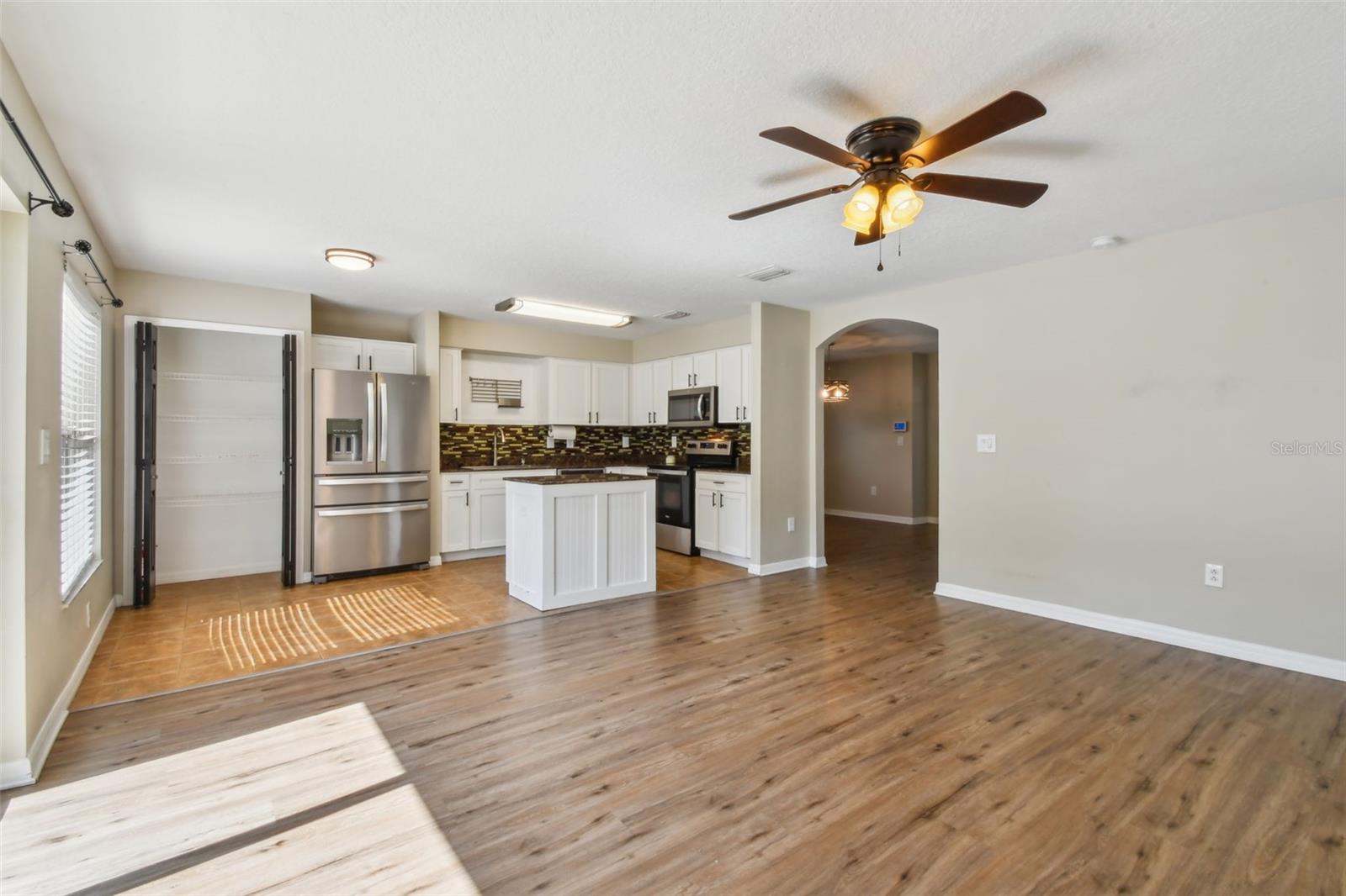 Image 16 of 90 For 7842 Carriage Pointe Drive