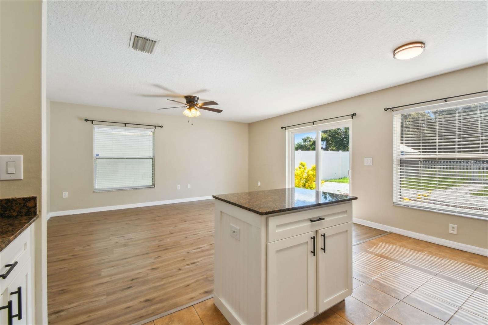 Image 20 of 90 For 7842 Carriage Pointe Drive