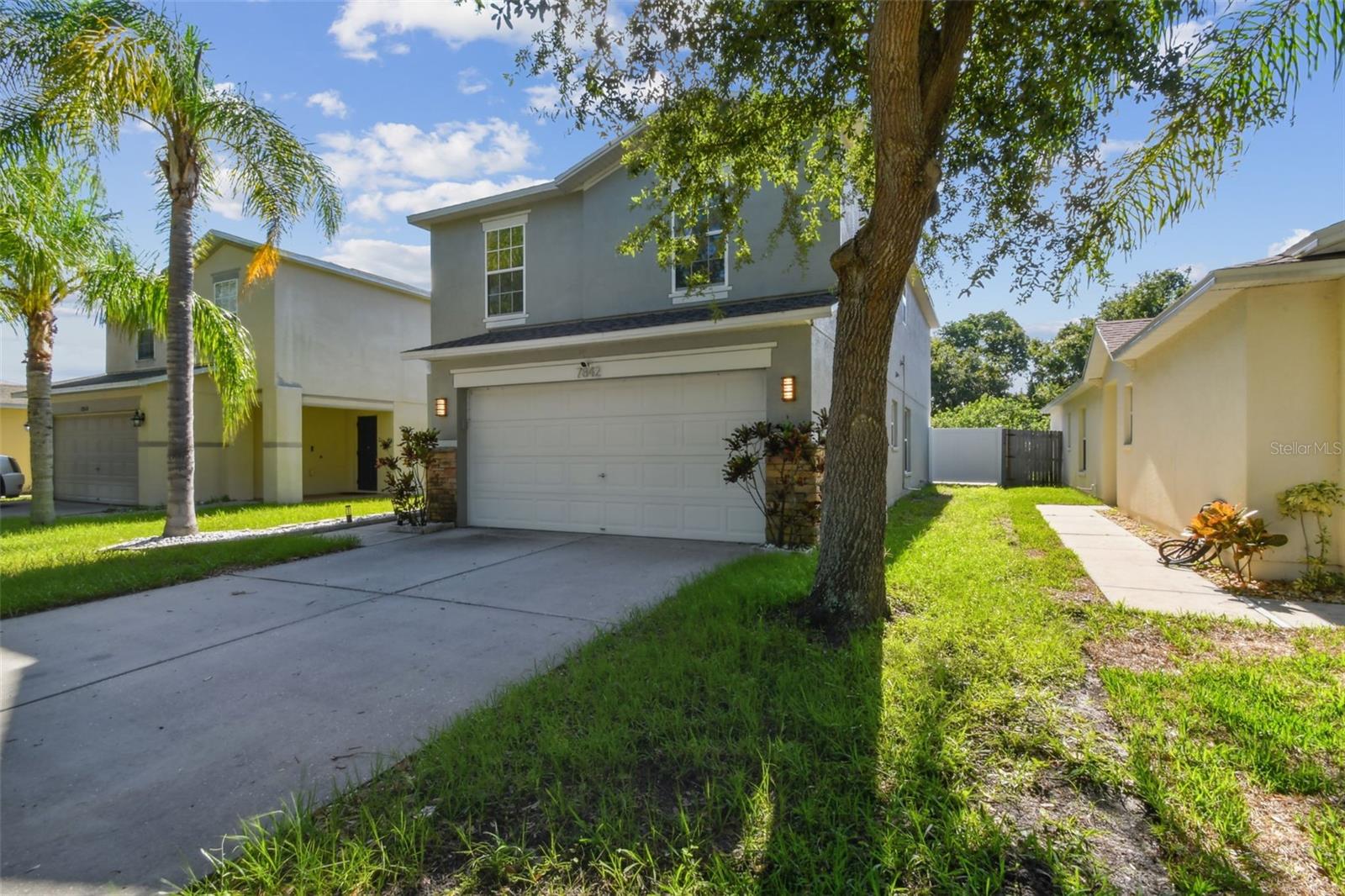Image 3 of 90 For 7842 Carriage Pointe Drive