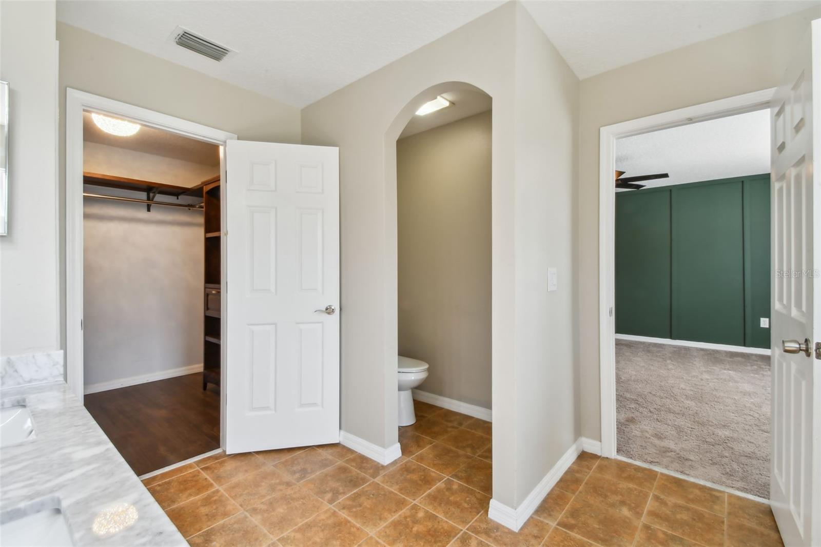 Image 77 of 90 For 7842 Carriage Pointe Drive