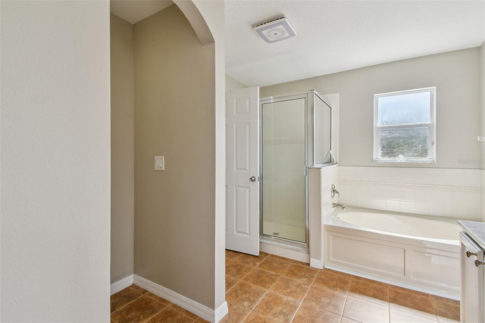 Image 78 of 90 For 7842 Carriage Pointe Drive