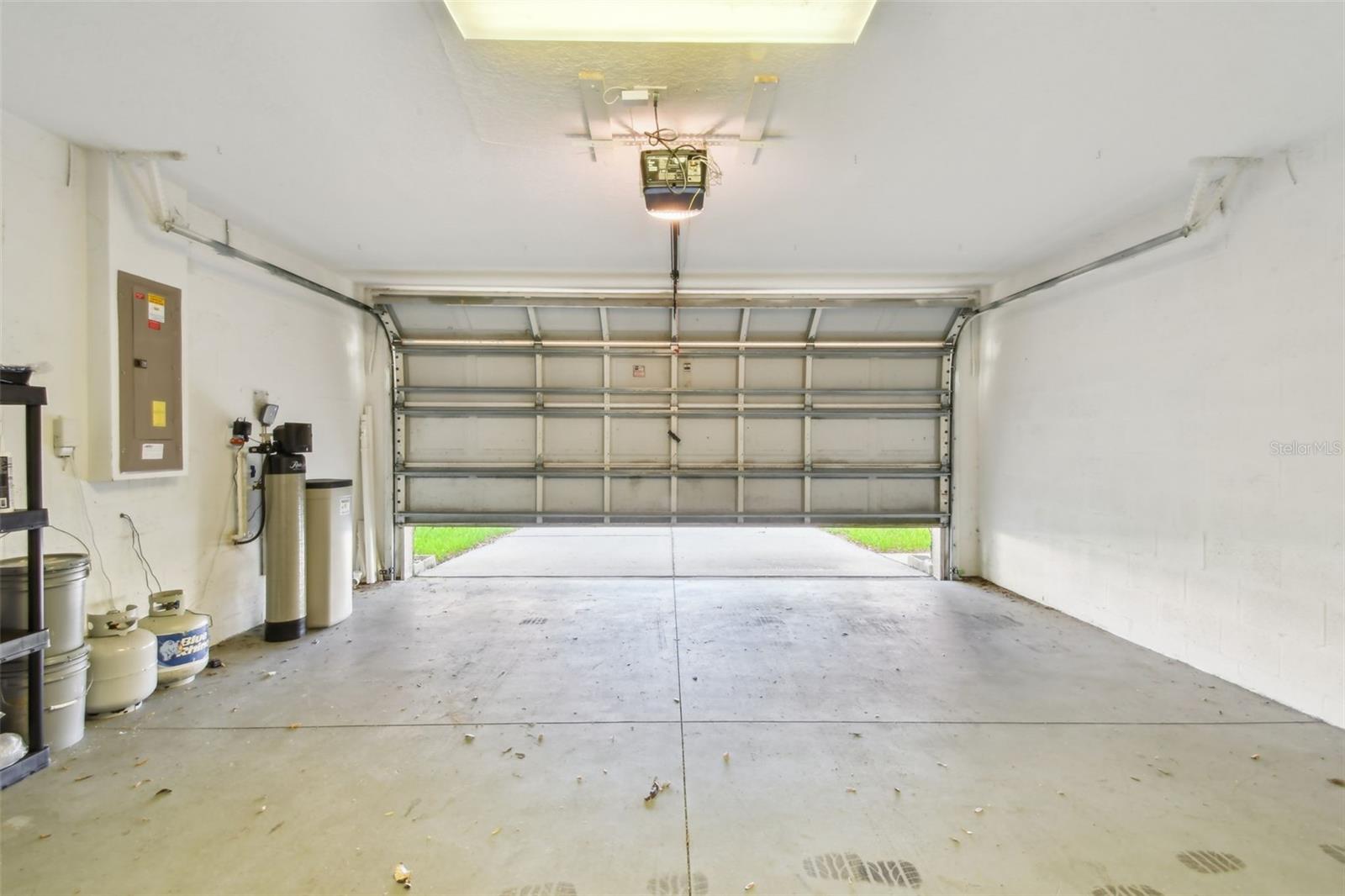 Image 83 of 90 For 7842 Carriage Pointe Drive