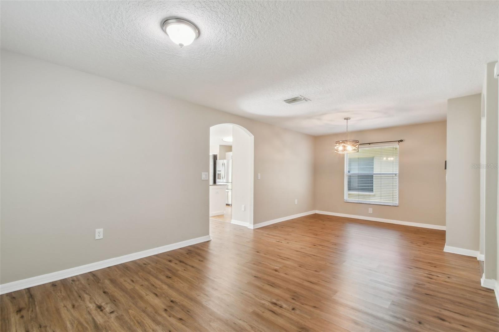 Image 9 of 90 For 7842 Carriage Pointe Drive