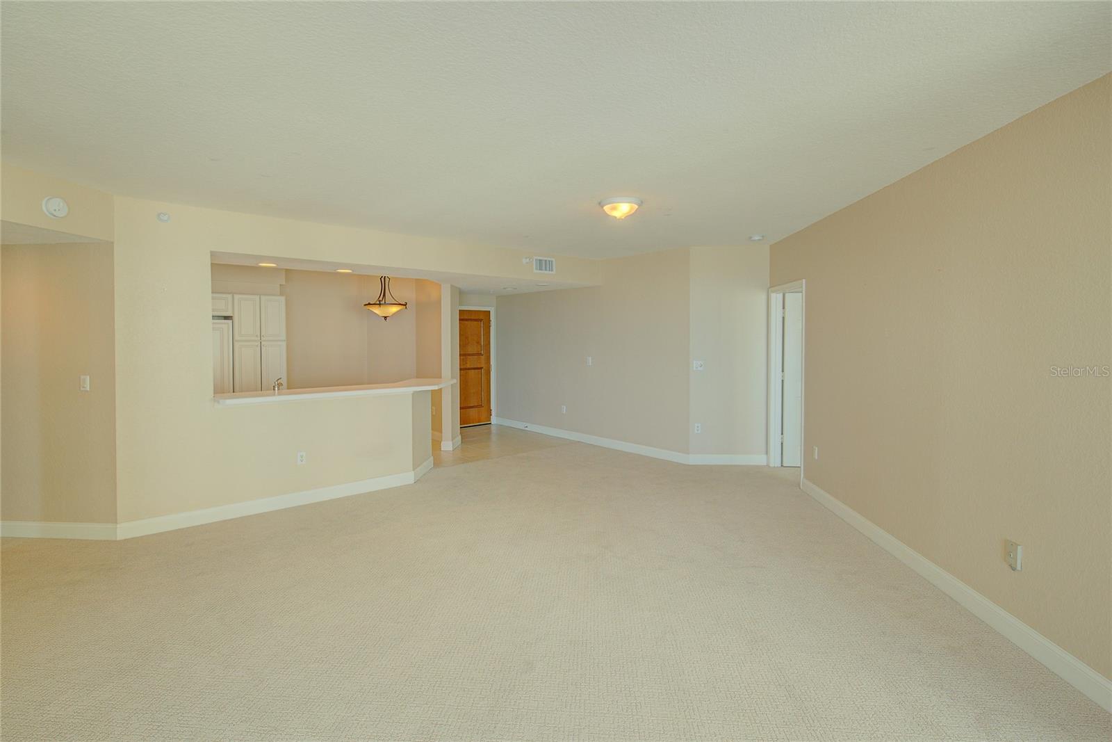 Image 13 of 41 For 1170 Gulf Boulevard 1803