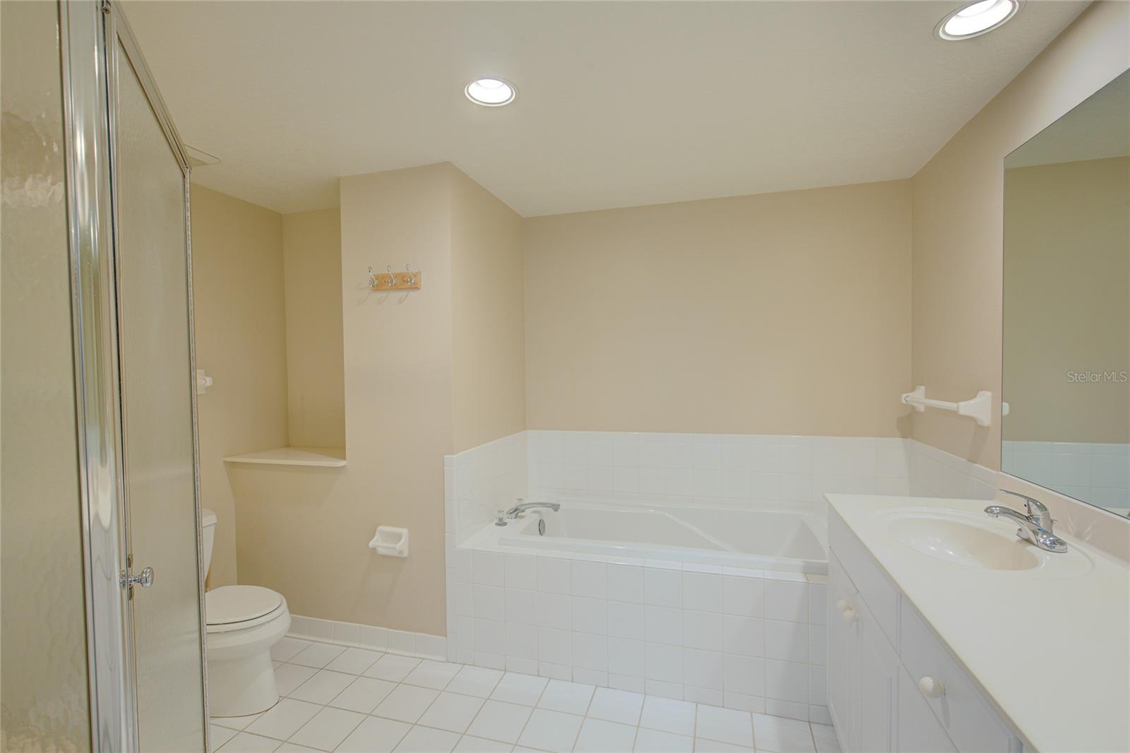 Image 31 of 41 For 1170 Gulf Boulevard 1803