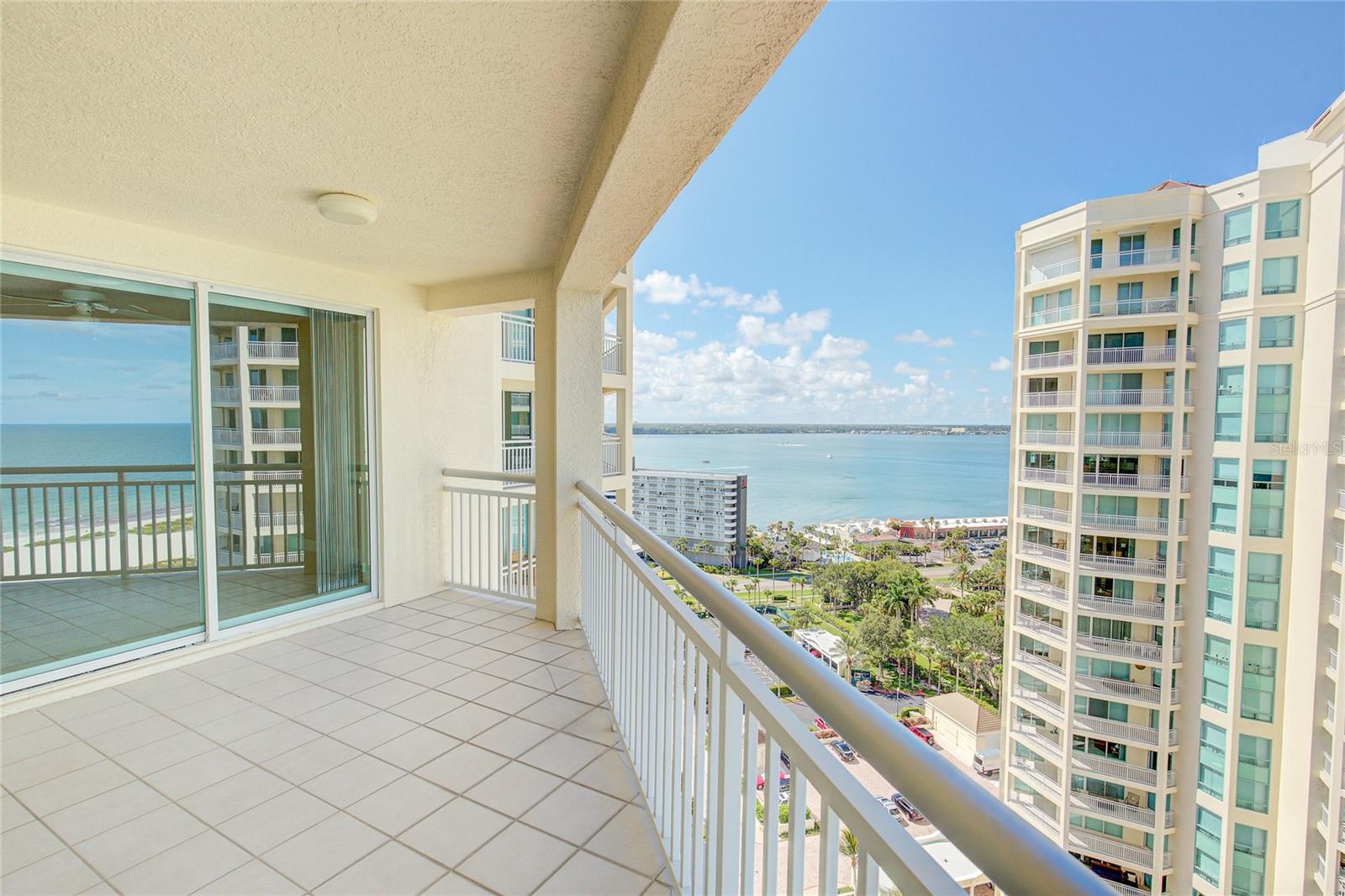 Image 37 of 41 For 1170 Gulf Boulevard 1803