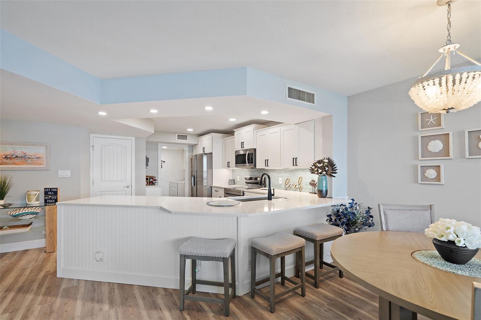 Image 10 of 51 For 5151 Isla Key Boulevard S 220