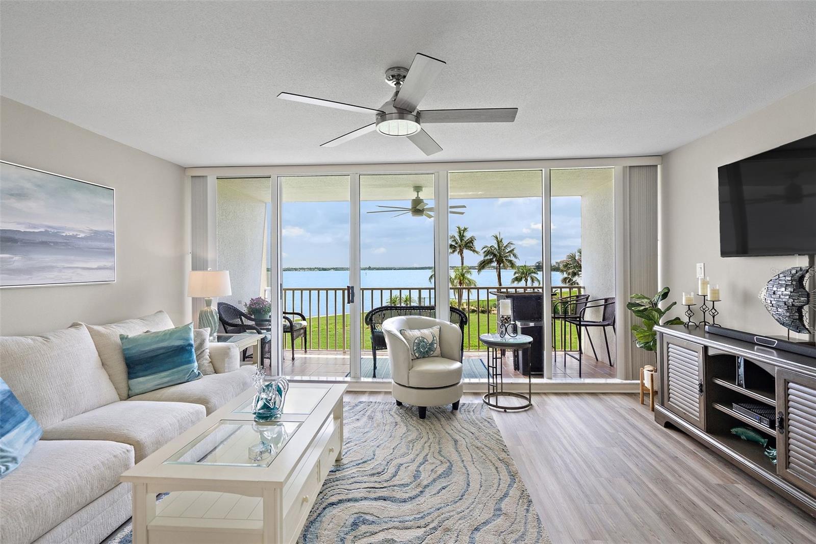 Image 18 of 51 For 5151 Isla Key Boulevard S 220