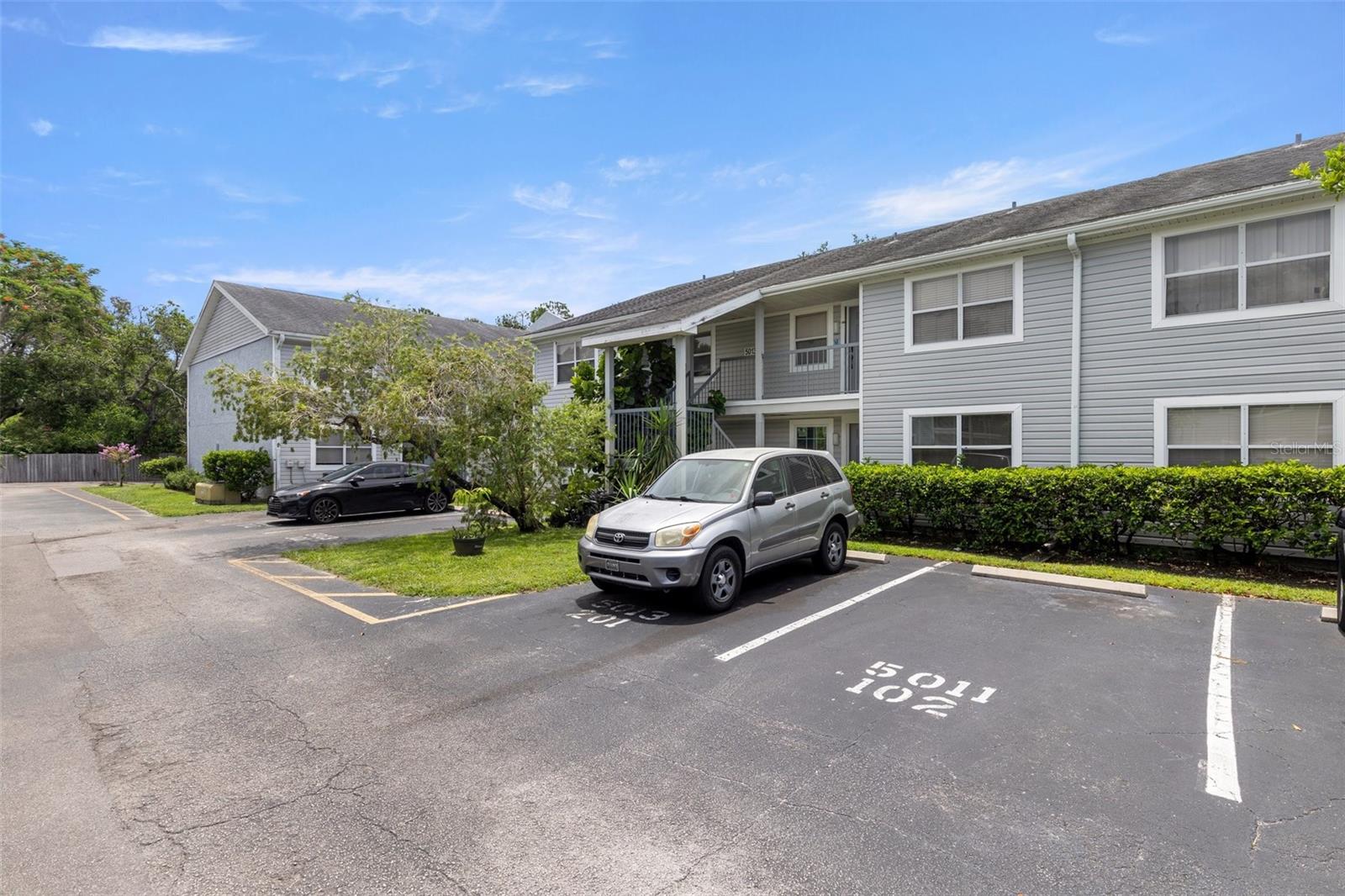 Image 2 of 18 For 5013 Terrace Palms Circle 101