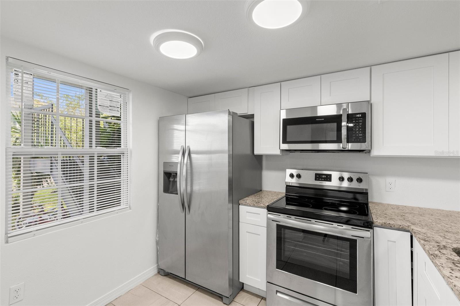 Image 7 of 18 For 5013 Terrace Palms Circle 101