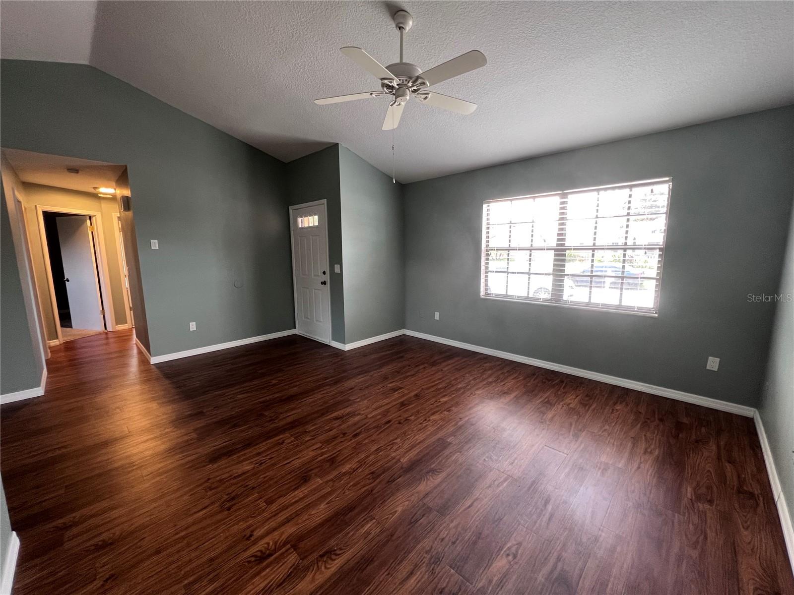 Image 5 of 17 For 2521 Fieldcrest Court