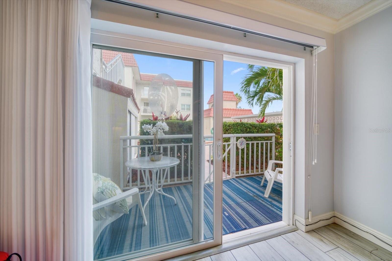 Image 10 of 41 For 2900 Gulf Boulevard 107