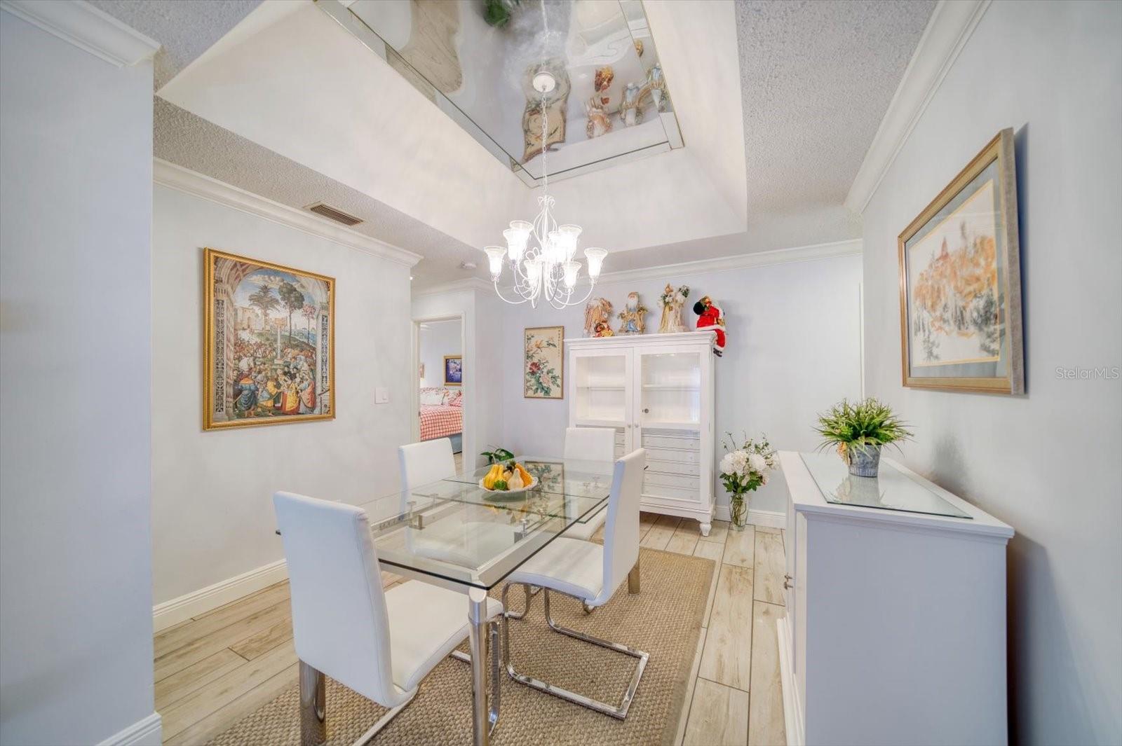 Image 14 of 41 For 2900 Gulf Boulevard 107