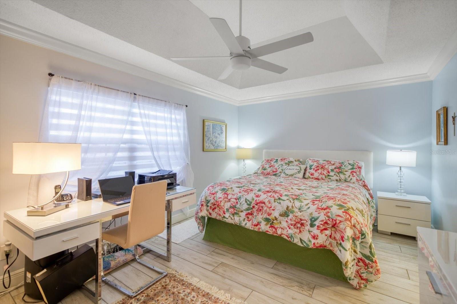 Image 21 of 41 For 2900 Gulf Boulevard 107