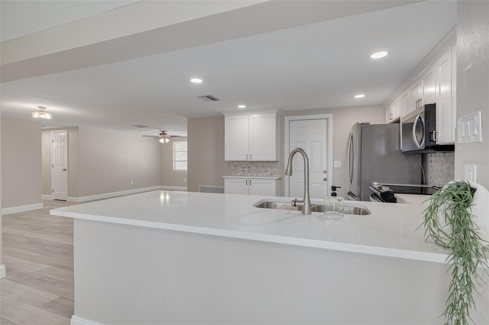 Image 11 of 31 For 2721 Lawn Place
