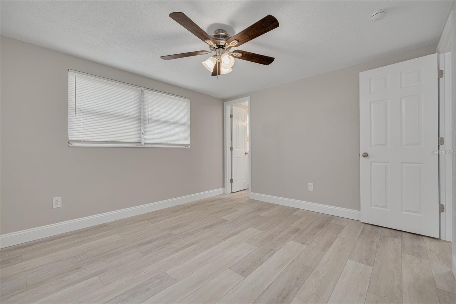 Image 16 of 31 For 2721 Lawn Place