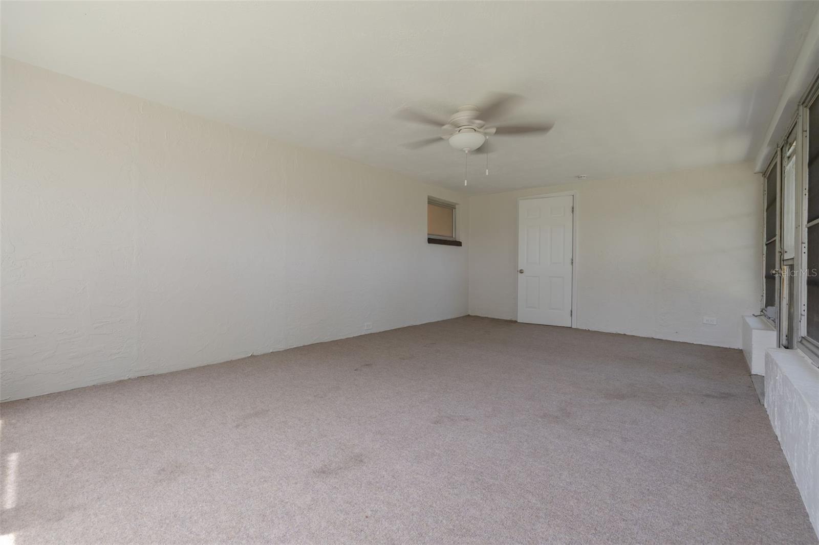 Image 26 of 31 For 2721 Lawn Place