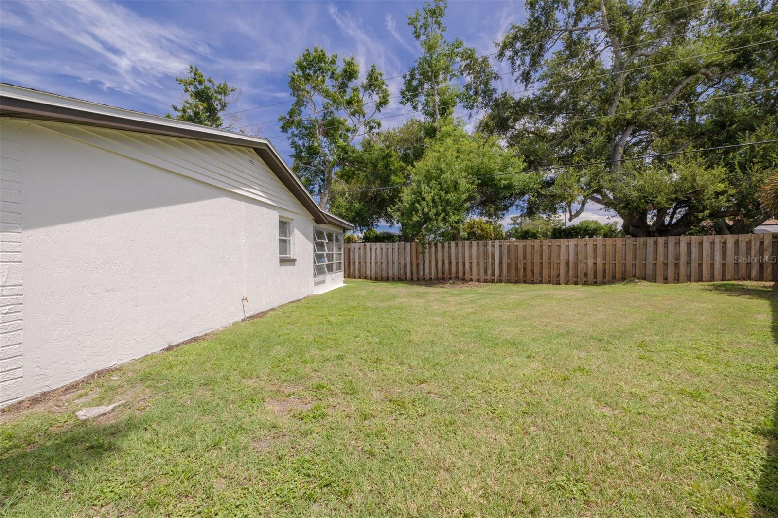 Image 31 of 31 For 2721 Lawn Place