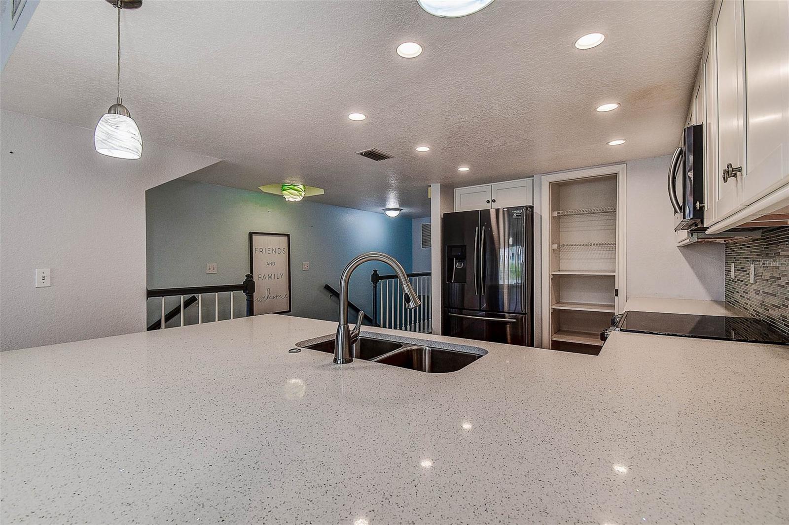 Image 13 of 54 For 14865 Seminole Trail