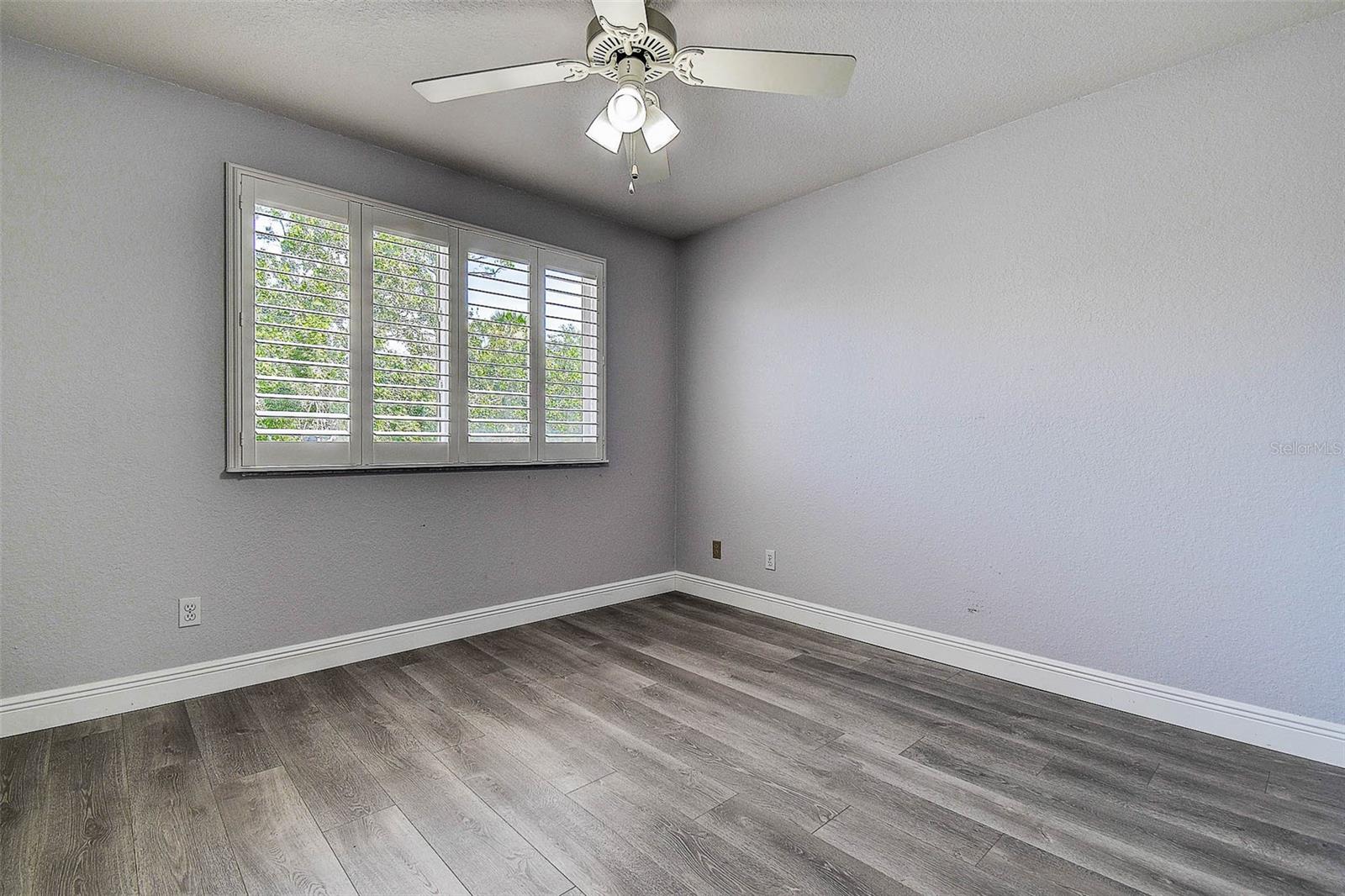 Image 19 of 54 For 14865 Seminole Trail