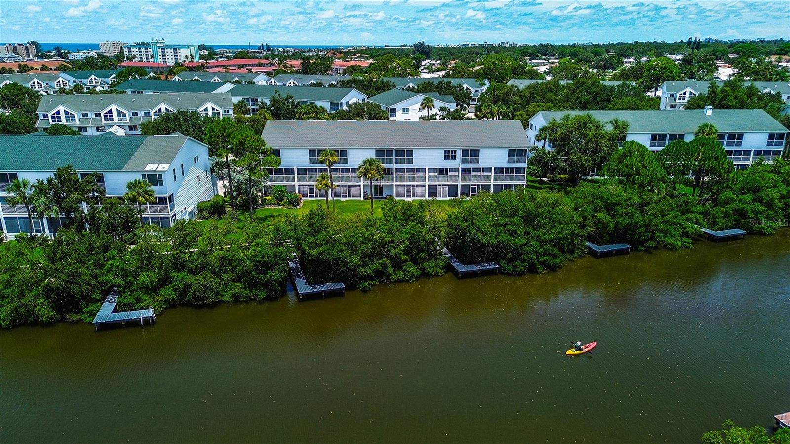 Image 4 of 54 For 14865 Seminole Trail