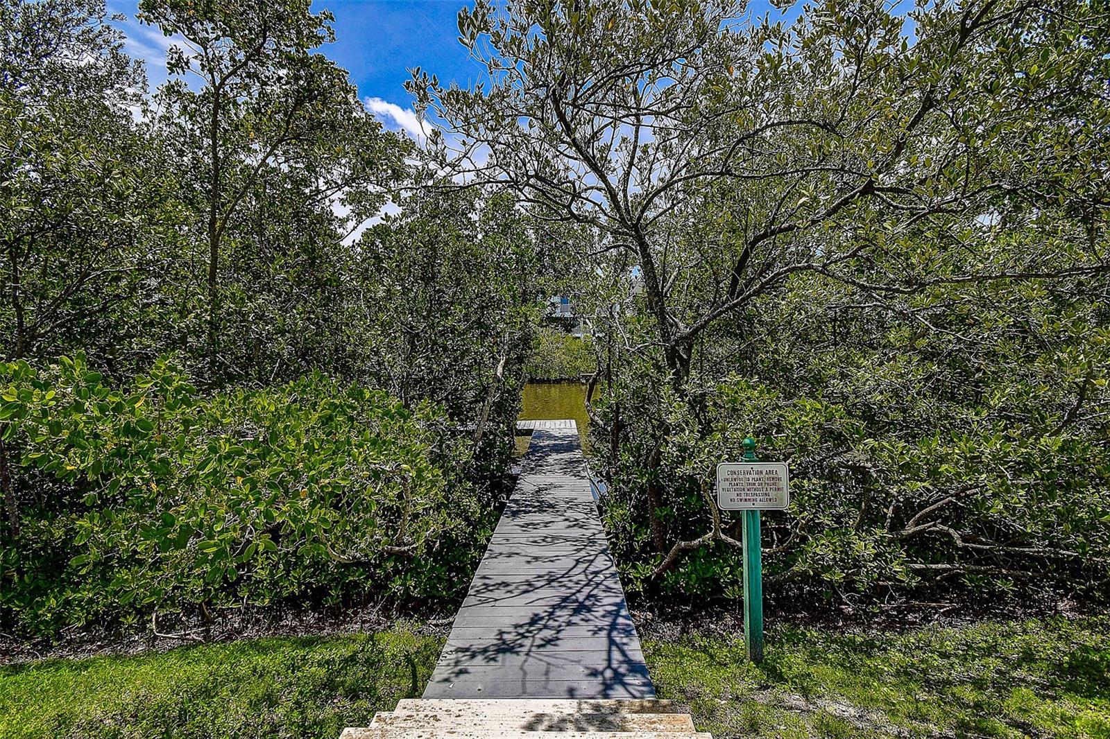 Image 45 of 54 For 14865 Seminole Trail