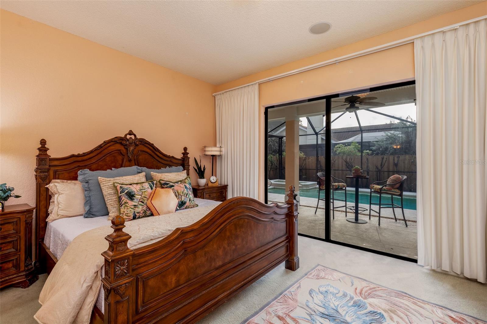 Image 15 of 45 For 10293 Shady Oak Lane